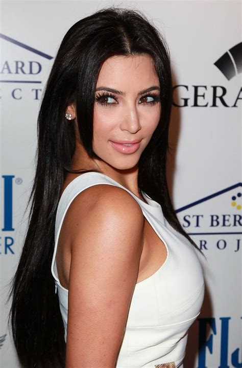 breast size of kim kardashian|Kim Kardashian Body Measurements Bra Size Height .